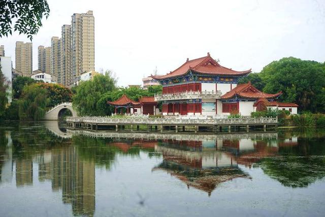 枝江秋色：长江之畔浓淡相宜的美丽画卷