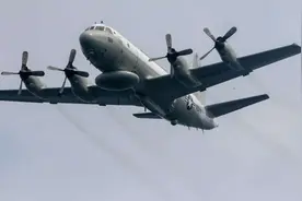 美国海军最后一架EP-3E电子侦察机退役图片