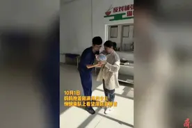 果然视频|值班消防员遇惊喜：妻子抱着刚满月的女儿突然现身图片