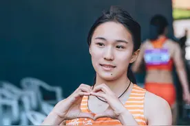 全国田径冠军赛：战胜偶像，15岁陈妤颉创纪录夺金图片