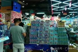 “小马宝莉”爆火！一张卡片卖10万元以上天价? 小学生为集卡“氪金”图片