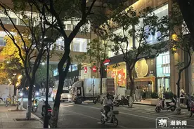 退潮的餐饮业，养活二手餐饮设备回收市场图片