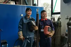 00后女孩爱上焊接……探访长沙第二届职业技能大赛“秘训”选手图片