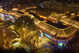 江苏兴化：张灯结彩庆新春图片