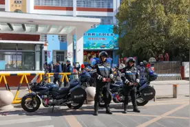 开学季！连云港海州公安按下护学“启动键”图片