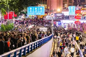 重庆跻身全国旅游“双前三”：顶流目的地与强劲客源地双向发力图片