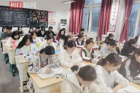 “习惯养成” 从整理课桌开始，黄陂七中以生活小事铸就学生终身良习图片