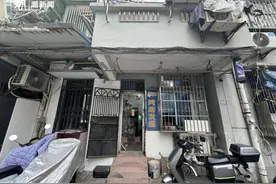 宗庆后光顾十几年理发店的老板追忆：他在洗头时也没有放松过图片