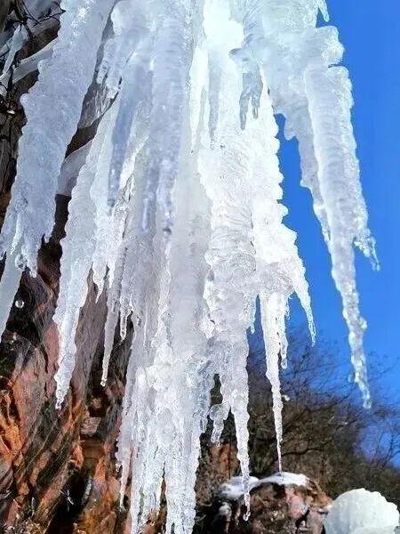 洛阳这里的冰瀑奇观，美到让人失语！