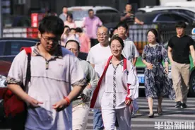 半岛观察丨高考指挥棒下的教育变革：从“难度焦虑”到“思维较量”的转向图片