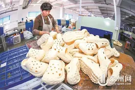 年产拖鞋10亿双 晋江拖鞋行业全面奏响产业升级号角图片