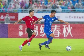 （体育）足球——江苏省城市联赛：常州队不敌南京队图片