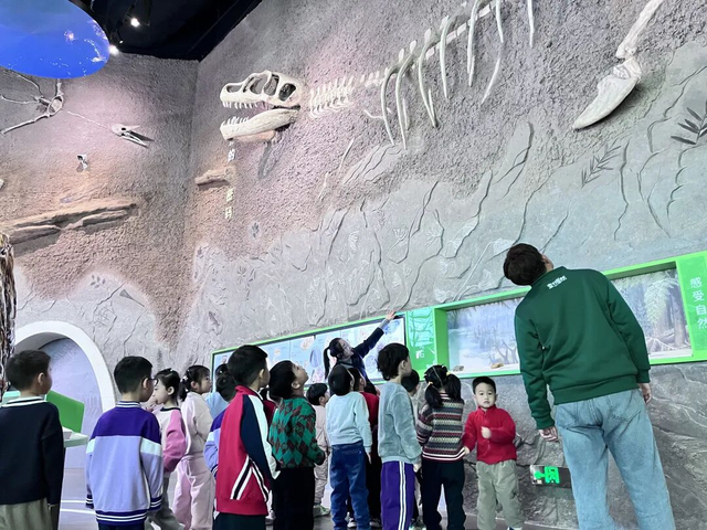 济南植物园“花境展 + ”五大特色活动，晋升国庆假期热门“打卡地”