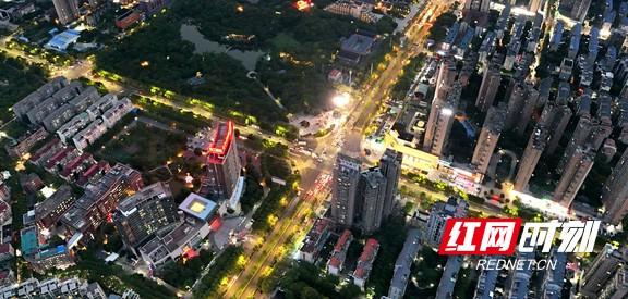 组图 | 受台风“剑鱼”影响 衡阳呈现“世纪晚霞”美景