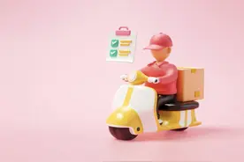 快递员收入倍增保运输，2025春节快递不停歇图片