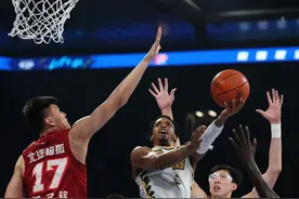 广厦首夺CBA总冠军图片