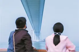 赛龙舟、品美食、乘船打卡深中通道、漫步香港海滨长廊 联游深港选项多 只嫌假期天数少图片