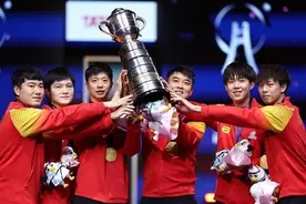 世乒赛团体赛落幕 国乒男、女队双双捧杯图片