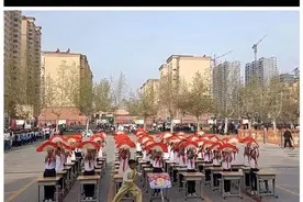 【全环境立德树人】滨城六小：“一班一舞”！花式课桌舞燃情绽放图片