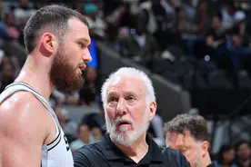 马穆：波波曾称我为他最喜欢的球员 我希望这意味着我会留在马刺图片