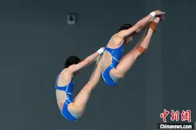 2024世界泳联跳水世界杯总决赛启幕 全红婵/陈芋汐组合夺首金图片