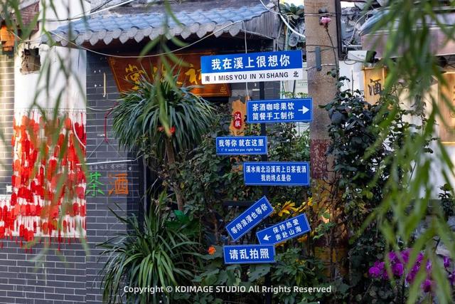 趵突泉涌玉龙，青石板映唐宋灯火，济南版“江南”在此