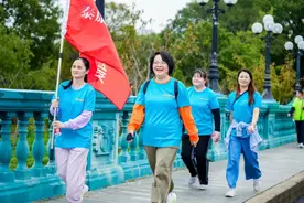 答题、运动、寻宝……他们在定向之旅中感受松江魅力图片
