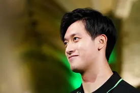 F1，好“颈”不长图片