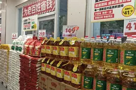 量贩零食赛道太挤，硬折扣还有戏图片