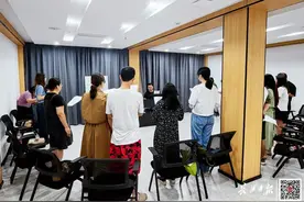 南方网评：“青年夜校”绘出年轻人文化生活新图景图片