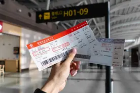 大连理工大学学生返校开学，新学期好！图片