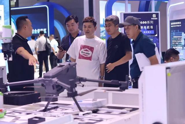 展会直击｜昊舜视讯闪耀第四届数贸会，以全生态低空经济解决方案引领行业创新未来