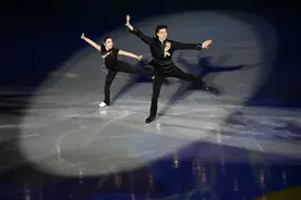 柳鑫宇/王诗玥“十四冬”比赛夺排名第一，状态未受影响图片