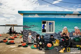 即使怀孕也能不戴氧气潜水，为了生存这些韩国海女选择进化基因图片