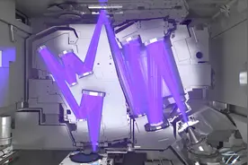 上海光机所EUV光刻技术获重大突破，中国芯片生产有望不再被美国“卡脖子”｜钛媒体AGI图片