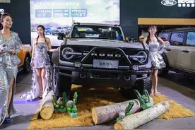 悦驾乐拍|齐鲁国际车展亮点纷呈，展台设计别有情趣图片