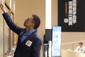 讲了三年物理课，张朝阳的变与不变图片