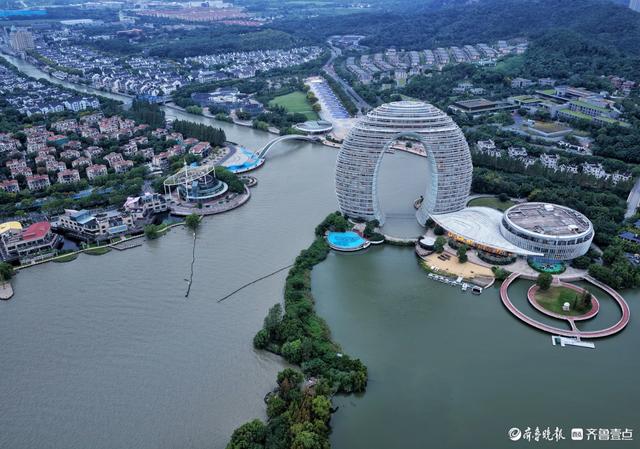 浙江湖州月亮湾广场，美丽家园