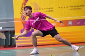 广州市“市长杯”羽毛球系列大赛大中小学校赛总决赛结束图片