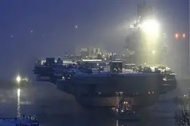 美媒分析：为什么俄罗斯到现在都没有核动力航母？图片