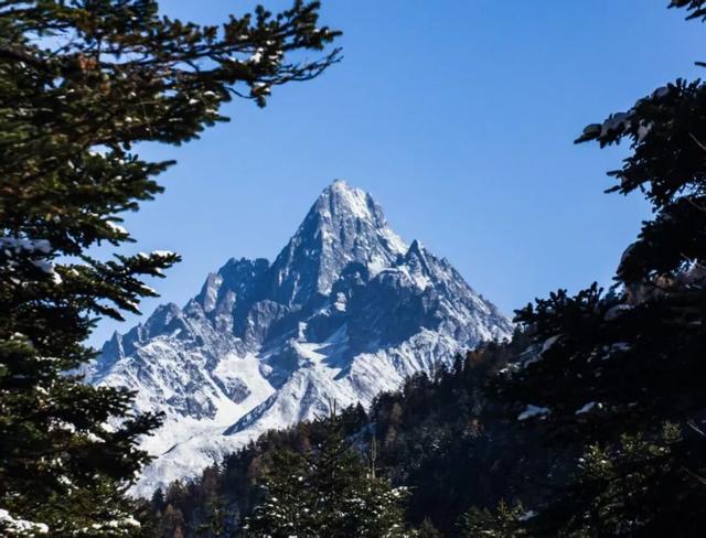 这个冬天，来甘孜晒太阳就绰绰有余！
