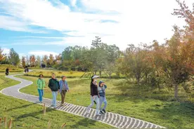 北京全市公园国庆假期迎客1221万图片