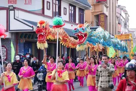 泼水狂欢一起上！东莞东坑“卖身节”全攻略来了图片