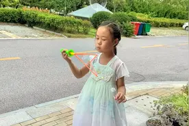 吹泡泡｜烟台中小学生习作园地图片