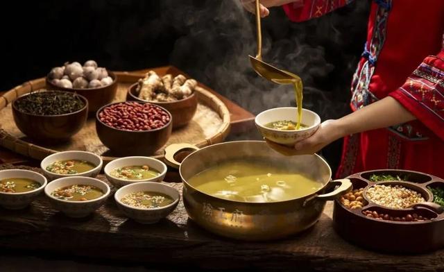 邓紫棋南宁演唱会良庆逛吃全指南！老友粉螺蛳粉柠檬鸭粉饺酸嘢……