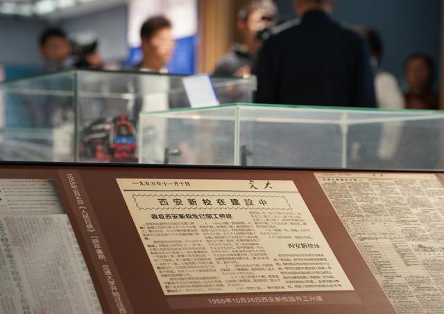 那年校刊上的《忆江南》依然在传唱