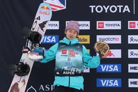 走出伤病，苏翊鸣创造历史图片