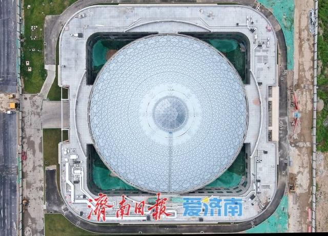 山东大学国家医学攻关产教融合创新平台项目外装进入收尾阶段
