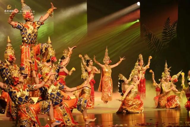 当西北的豪迈，遇见南国的温婉？答案藏在广西北部湾的暖冬里！