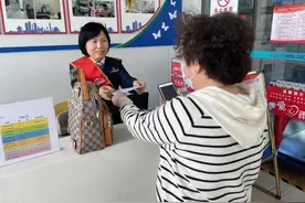 明天下午起迎出行高峰！青岛汽车总站150余部机动运力已备好图片